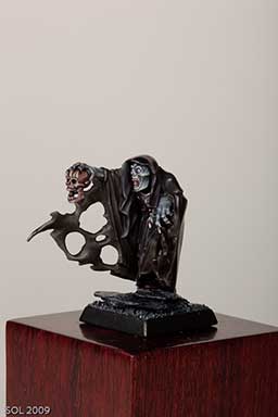 IMG_2495-768.htm linked image size (23995 bytes)