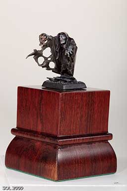 IMG_2496-768.htm linked image size (32734 bytes)