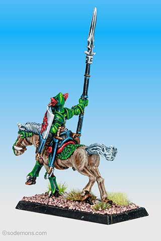 DRAG7: Helmeted Rider with lance on Horse