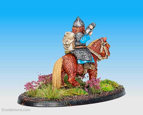 FAC15 Mounted Dwarf with Two-Handed Hammer