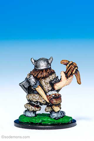 C06 Northern Dwarf with Crossbow