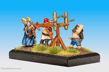 FTD16 Dwarf War Engine with 3 Crew