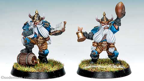 Blood Bowl Player and Referee Bugman