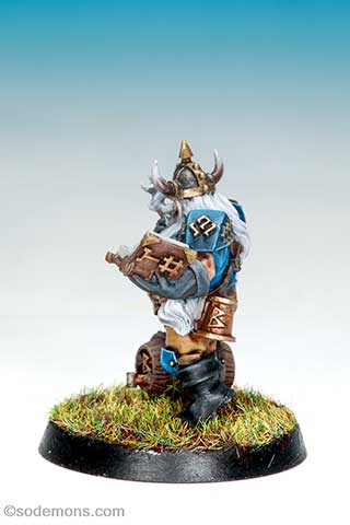 Blood Bowl Referee Bugman