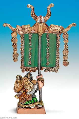 Dwarf Standard Bearer