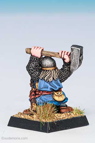 C06 Ketri Trollhammer