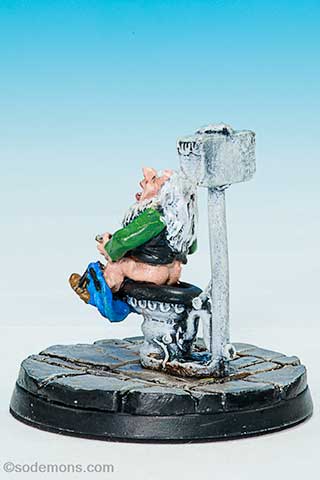 LE13 Inconvenienced Dwarf