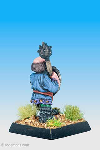 FTD4 Dwarf with Mace and Axe