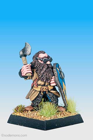 FTD5 Dwarf with Axe and Heavy Crossbow