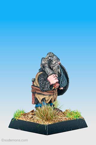 FTD7 Dwarf with Hammer and Pick