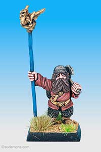 FTD8 Dwarf Standard Bearer with Axe