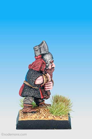 FTD19 Dwarf Champion with Two Handed Axe