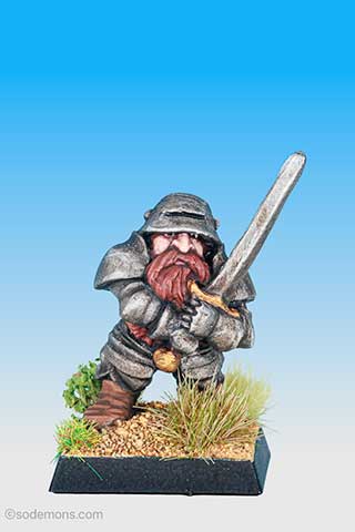 FTD20 Dwarf Champion in Plate Armour with Two Handed Sword