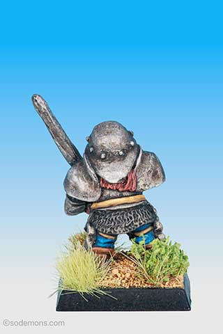 FTD20 Dwarf Champion in Plate Armour with Two Handed Sword