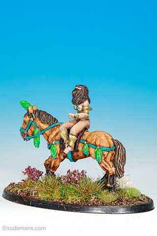 FAC28 Mounted Amazon Priestess