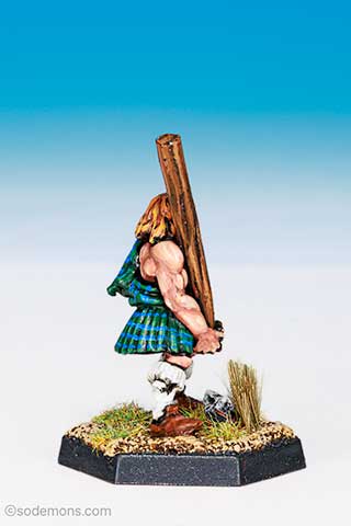 LE8 Clansman with Caber