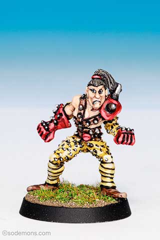 LE18 Blood Bowl Dwarf Player