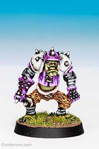 LE18 Blood Bowl Orc Player