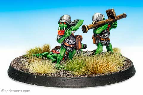 LE22 Orc Bazooka Crew - Helmeted