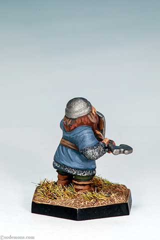 DWF5 - Dwarf Swinging Two-Handed Axe