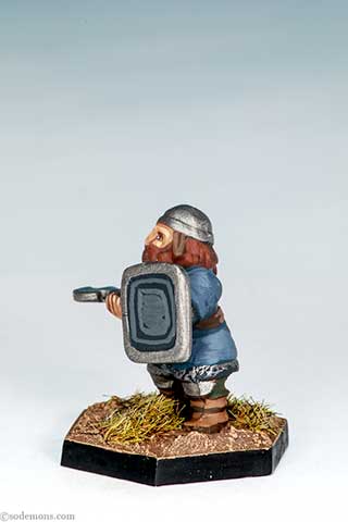 DWF5 - Dwarf Swinging Two-Handed Axe