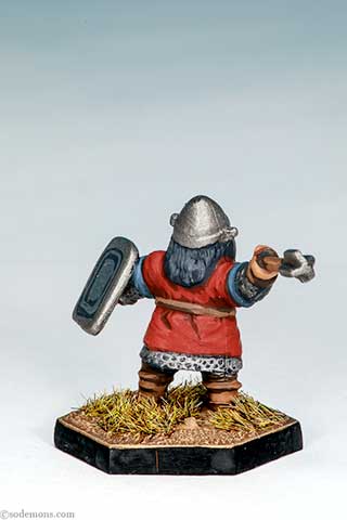 DWF7 - Dwarf with Flanged Mace