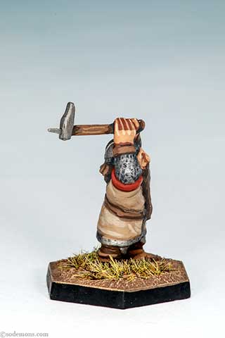 DWF8 - Dwarf Swinging Military Pick