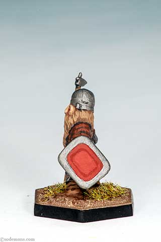  DWF14 - Dwarf Guard w. Bec-de-Corbin