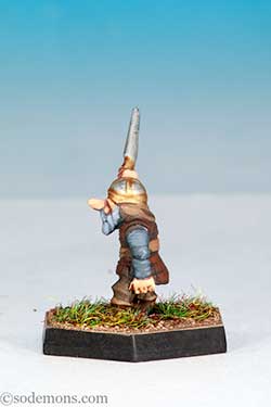 GNM1 Gnomes with Swords