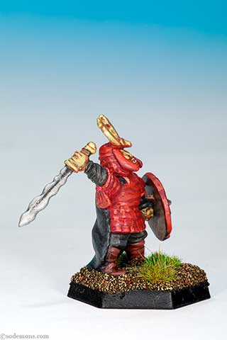 HBG13 Hobgoblin Sub-Chief w. Kris-Bladed Sword