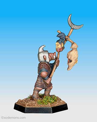 ORC14 Orc Standard Bearer