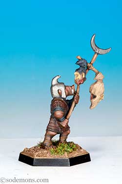 ORC14 Orc Standard Bearer