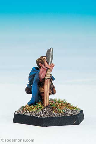 ARD4 Dwarf with Large Axe / WG42 Halfling Fighter