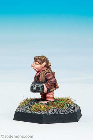 ARD3 Dwarf Holding Treasure Box