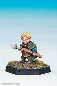 ARD5 Dwarf with Spear / WG42 Halfling Fighter