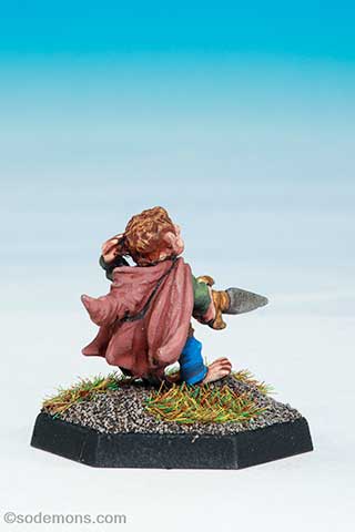 ARD6 Dwarf with Axe / WG42 Halfling Fighter