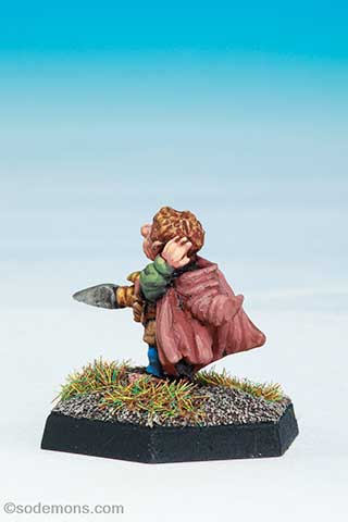 ARD6 Dwarf with Axe / WG42 Halfling Fighter