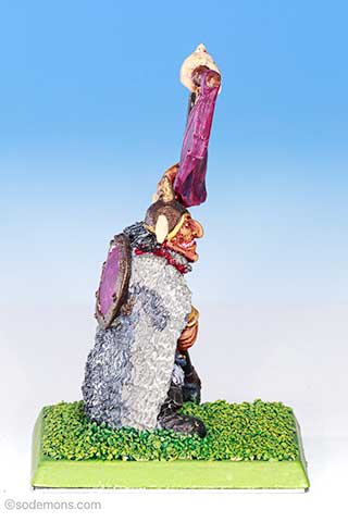 RR8 Standard Bearer