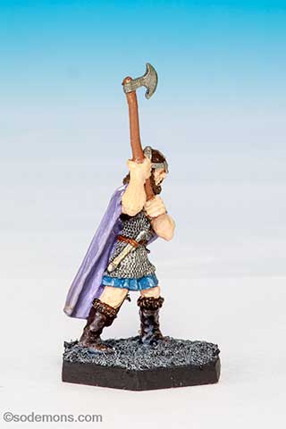 01-075 Barbarian Hero on Foot B