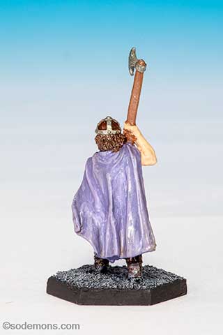 01-075 Barbarian Hero on Foot B