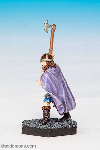 01-075 Barbarian Hero on Foot B