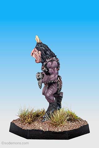 RQB37 One-Horned Broo with 2 Handed Axe