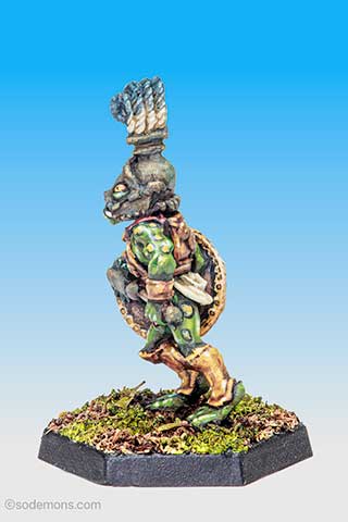 Slann Lieutenant with Mace