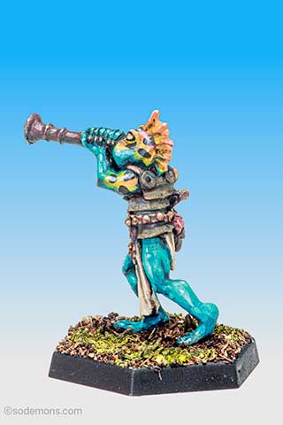 Slann Lieutenant with Blowpipe