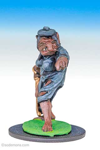 Mistress Race Troll with Broadsword