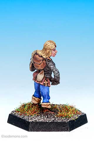 FA18-2 Female Cleric with Mace