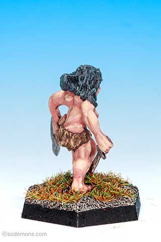 FF39-1 Amazon Berserker with Dagger