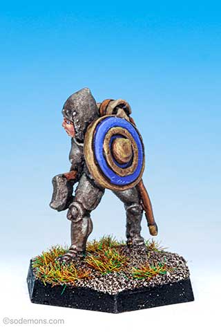 FTF20 Female Fighter in Plate Armour with Axe