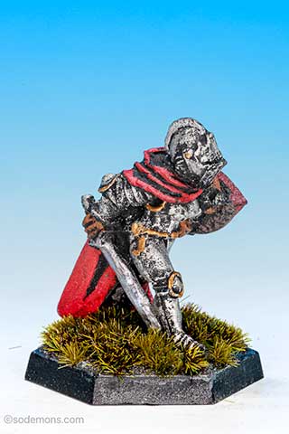 FTF62 Female Fighter in Plate Armour with Closed Helm
