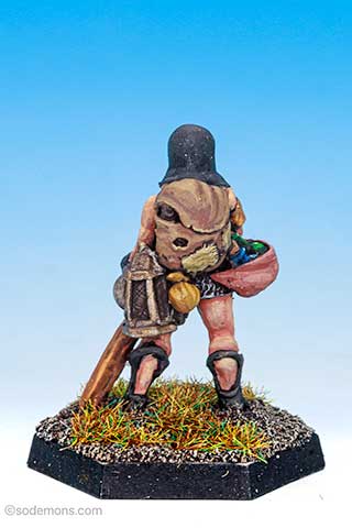 FTF113 Amazon Warrior with Spiked Helmet